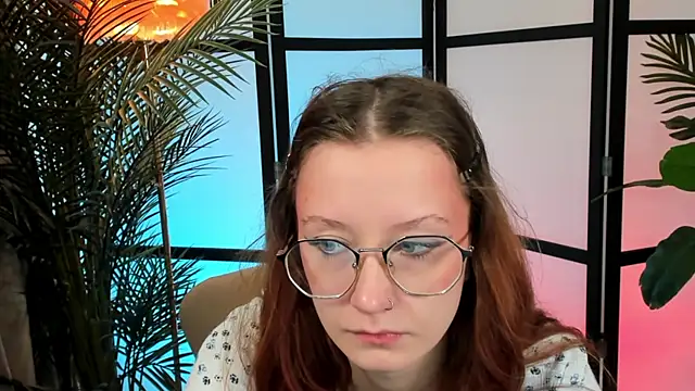 Snapshot of AmelieViolet chatting on 25, 6, 2026 AmelieViolet online show from 25, 6, 2026