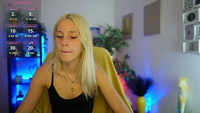 Luna Grace18 online show from 1, 6, 2026