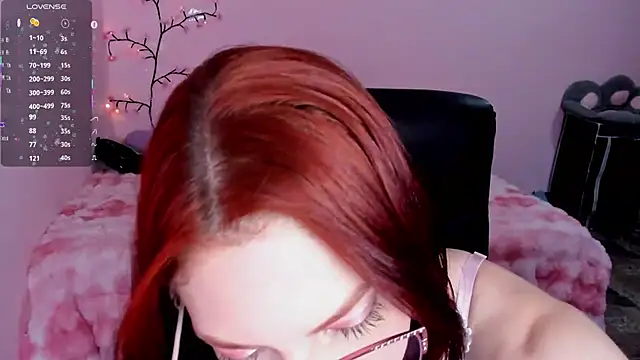 laurita Olssen27 online show from 7, 5, 2026