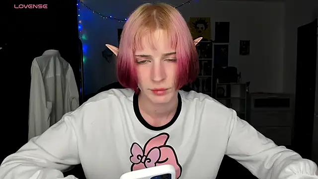 sweet peach    online show from 7, 4, 2026