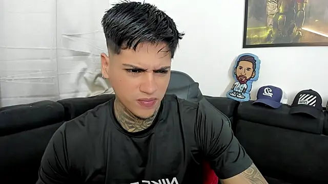 sweetlatinoboy online show from 5, 5, 2026