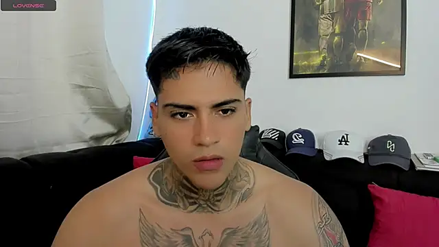 Snapshot of sweetlatinoboy chatting on 16, 3, 2026 sweetlatinoboy online show from 16, 3, 2026