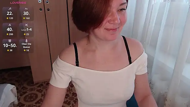 Julia Vagrik online show from 12, 6, 2026
