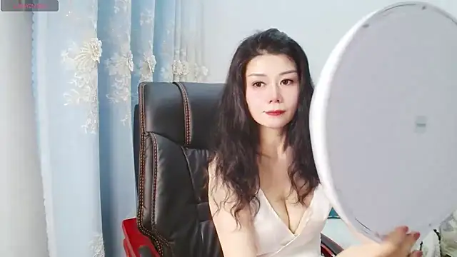LILI956 online show from 20, 5, 2026