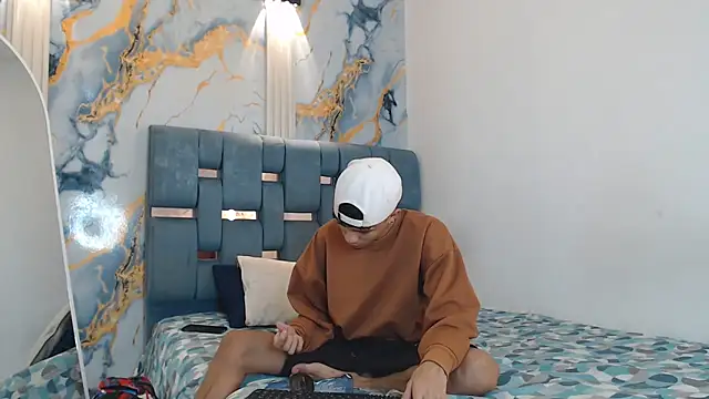 SEXY BIG COCK online show from 9, 4, 2026