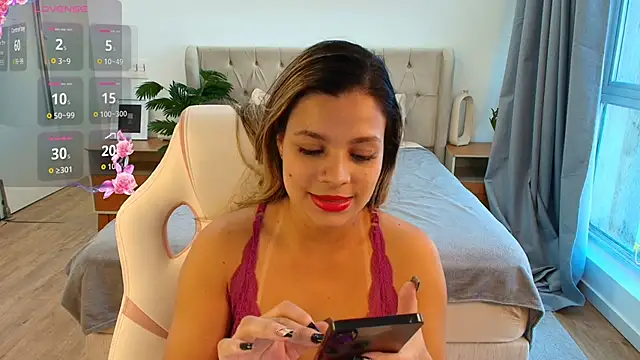 Snapshot of Florence_Ford chatting on 9, 5, 2026 Florence Ford online show from 9, 5, 2026