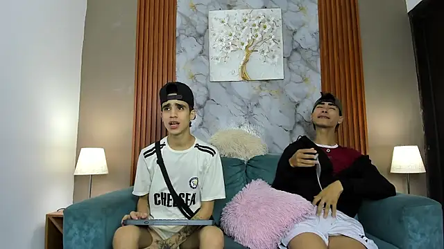 NAUGHTY BOYS1 online show from 31, 3, 2026