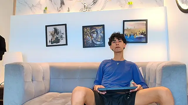 NAUGHTY BOYS1 online show from 13, 5, 2026