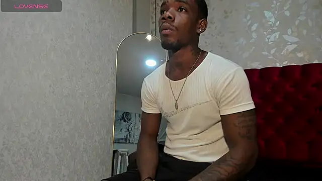Snapshot of aron_clark chatting on 25, 4, 2026 aron clark online show from 25, 4, 2026