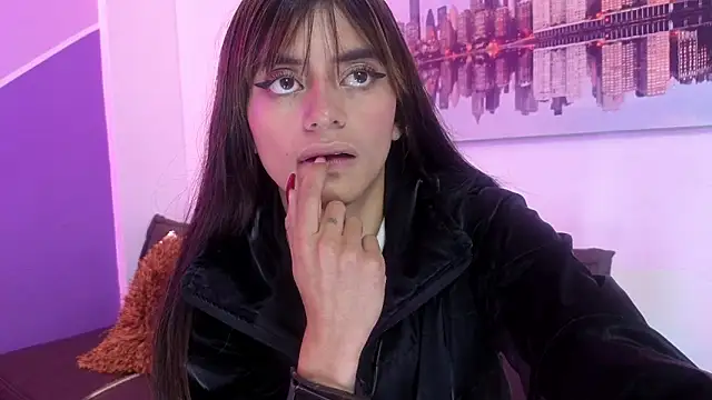 Sofy Durand online show from 7, 4, 2026