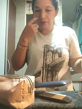 Melisa 14 online show from 11, 4, 2026