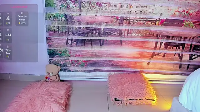 little doll18  online show from 10, 7, 2026