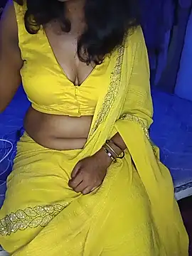 Snapshot of mayakapoor880 chatting on 5, 6, 2026 mayakapoor880 online show from 5, 6, 2026