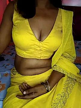 Snapshot of mayakapoor880 chatting on 8, 6, 2026 mayakapoor880 online show from 8, 6, 2026