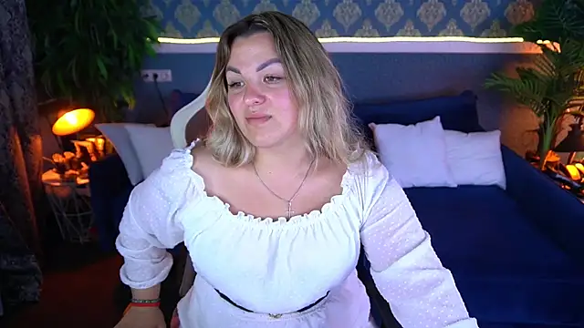 AlissyaGrayy online show from 13, 7, 2026