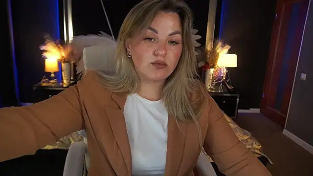 AlissyaGrayy online show from 12, 7, 2026