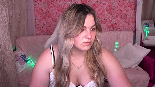 AlissyaGrayy online show from 19, 3, 2026