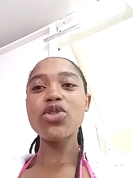 Snapshot of GoodinbedAfrican4 chatting on 1, 4, 2026 GoodinbedAfrican4 online show from 1, 4, 2026