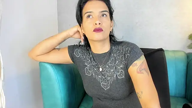 Samantha  Firee online show from 13, 5, 2026
