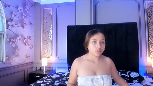Snapshot of dulce_girls chatting on 13, 5, 2026 dulce girls online show from 13, 5, 2026