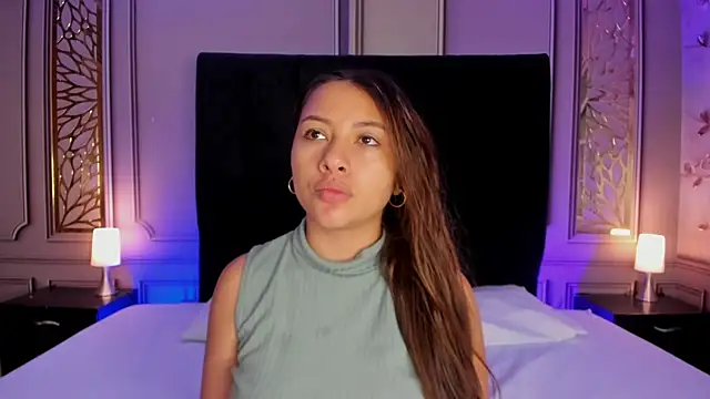 Snapshot of dulce_girls chatting on 28, 5, 2026 dulce girls online show from 28, 5, 2026