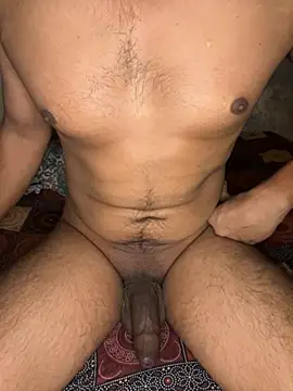 Snapshot of hotty_top chatting on 21, 5, 2026 hotty top online show from 21, 5, 2026