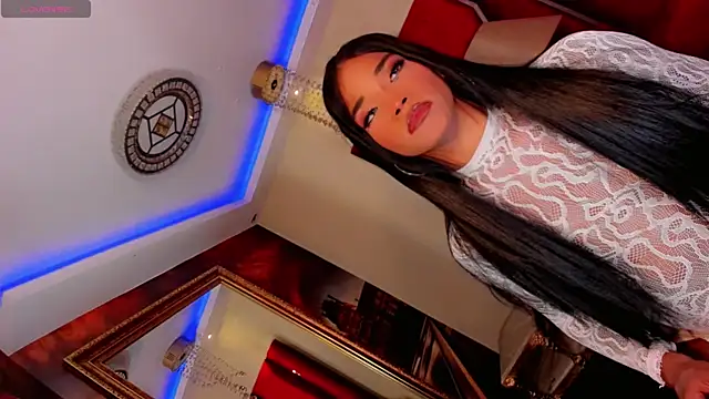 Paola Delfino online show from 12, 4, 2026