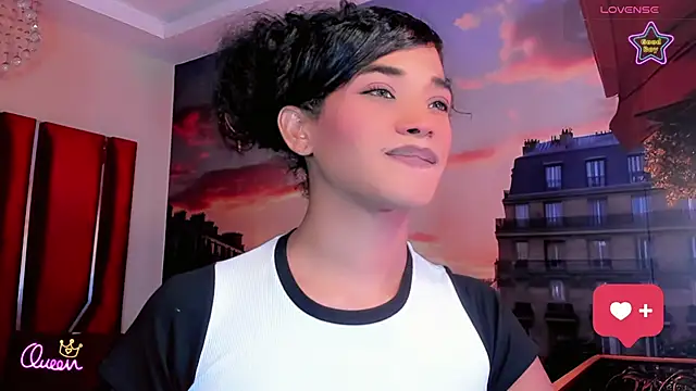 Paola Delfino online show from 3, 6, 2026