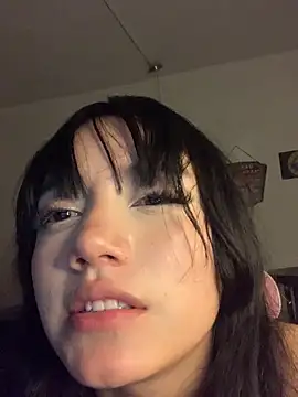 MayyBonita online show from 12, 4, 2026