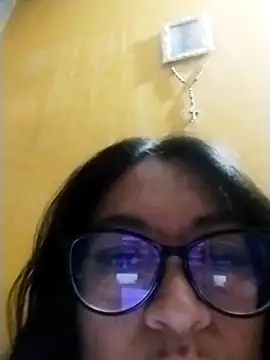 LatinSquirtBaby online show from 19, 5, 2026