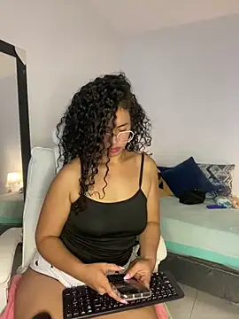 Luciianita lov199 online show from 28, 4, 2026