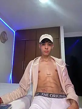 Milo Gunnar online show from 10, 4, 2026