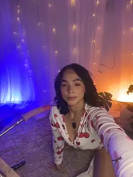 ImLeana XXX online show from 15, 4, 2026