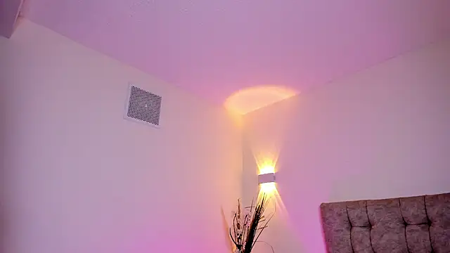 Amber Palmer online show from 10, 7, 2026