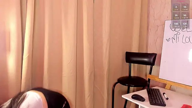 ScarletBlondie online show from 20, 6, 2026