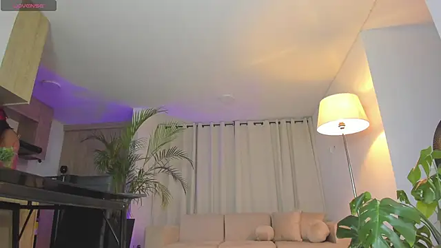 Aleja evangeline online show from 25, 3, 2026
