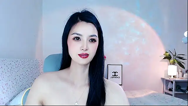Evelyn-007 online show from 17, 4, 2026