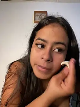 lucirganaxxx online show from 11, 4, 2026
