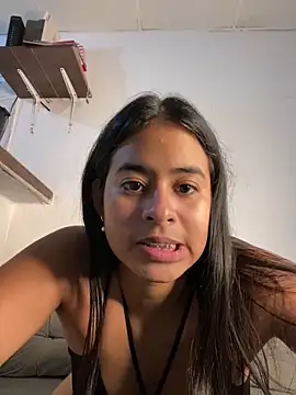 lucirganaxxx online show from 5, 4, 2026