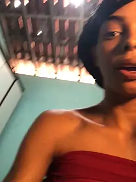 Snapshot of viczinaofc chatting on 8, 4, 2026 viczinaofc online show from 8, 4, 2026