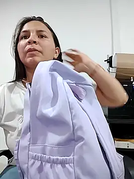 LilasBoobs online show from 15, 4, 2026