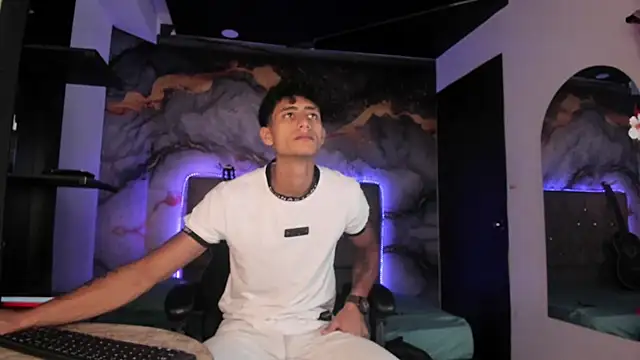 MaxiimoRomano  online show from 13, 5, 2026