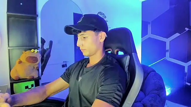 MaxiimoRomano  online show from 27, 6, 2026