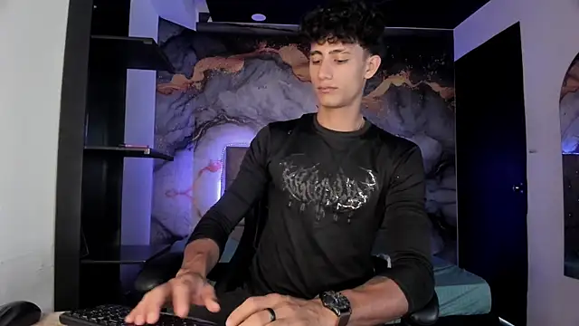 MaxiimoRomano  online show from 11, 5, 2026