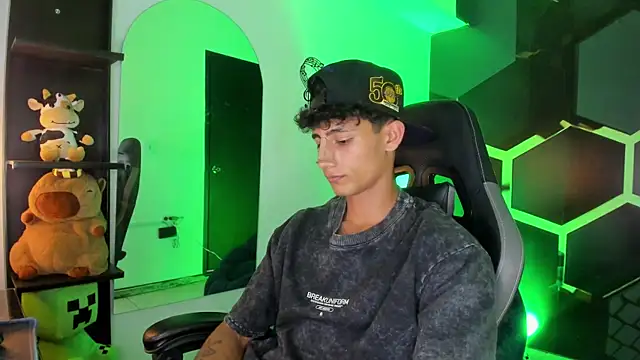 MaxiimoRomano  online show from 29, 6, 2026
