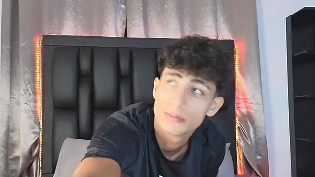 MaxiimoRomano  online show from 16, 6, 2026
