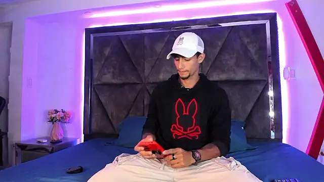 MaxiimoRomano  online show from 18, 3, 2026