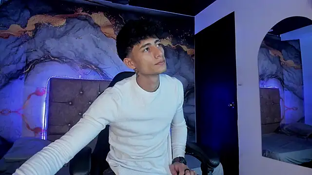 MaxiimoRomano  online show from 8, 5, 2026