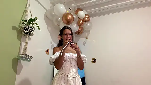 Julieta Jol online show from 17, 6, 2026