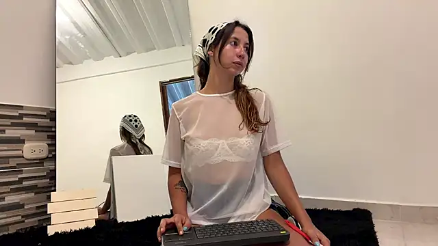 Julieta Jol online show from 22, 4, 2026